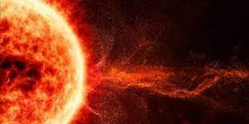Bão mặt trời là một vụ nổ năng lượng tính từ trong bầu khí quyển 
