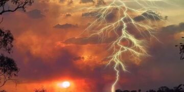 Hiện tượng sấm sét vĩnh cửu - Thiên nhiên kỳ thú trên thế giới