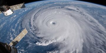 Những dấu hiệu nhận biết lốc xoáy