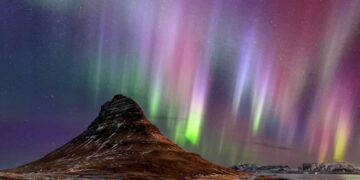 Hướng dẫn giải mã hiện tượng cực quang